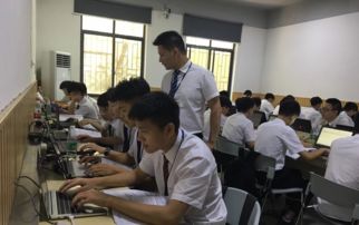 初中畢業(yè)生選擇計算機技術(shù)培訓(xùn)的可行性與建議